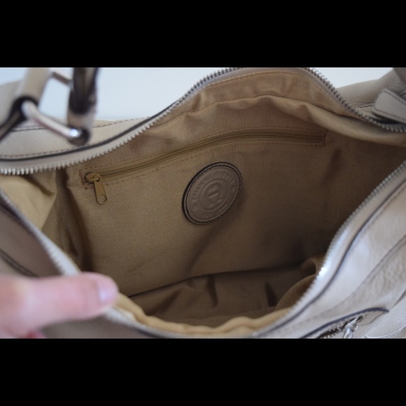 Etienne Aigner leather hobo bag - Picture 4 of 8